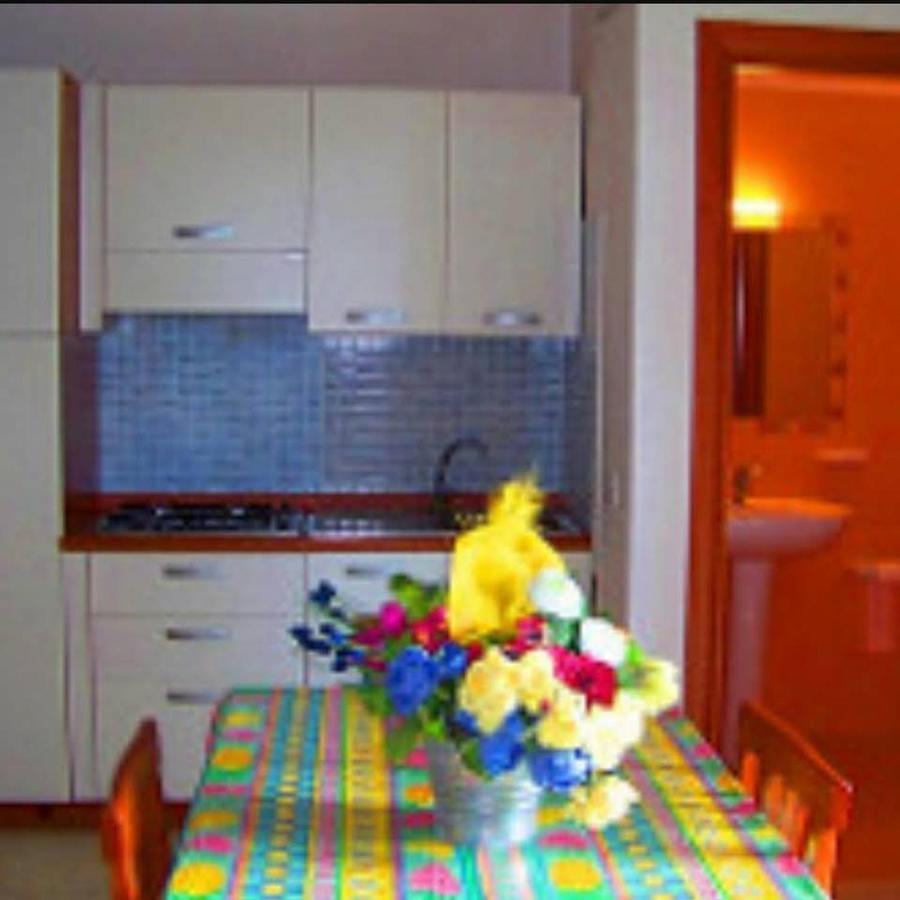 Villa Rinaldi Apartment Вьесте Экстерьер фото