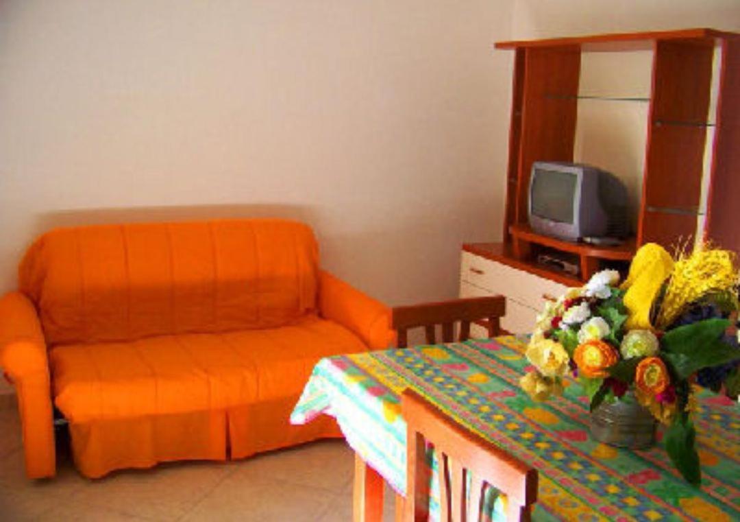 Villa Rinaldi Apartment Вьесте Экстерьер фото